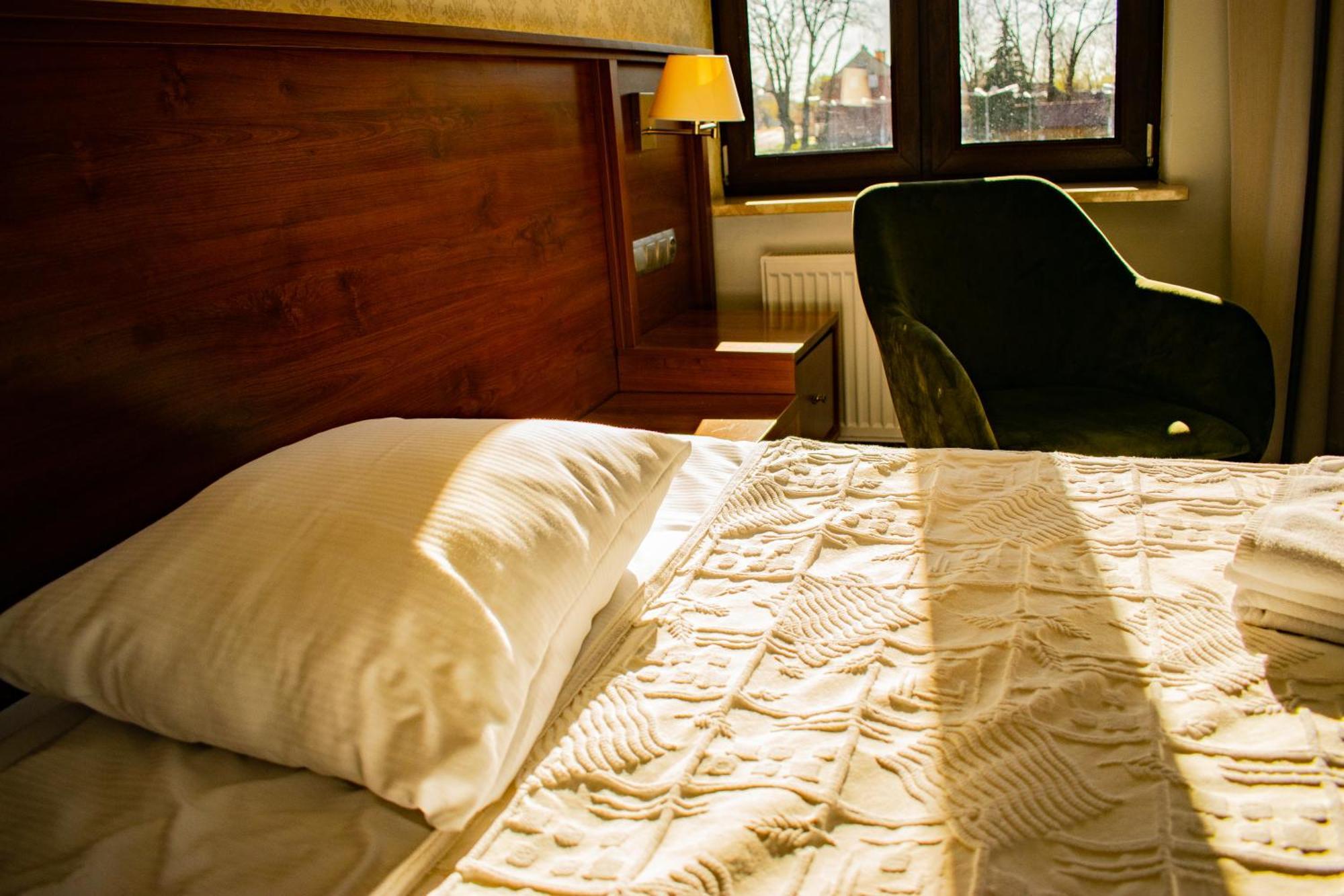 Hotel Pruski Orneta エクステリア 写真